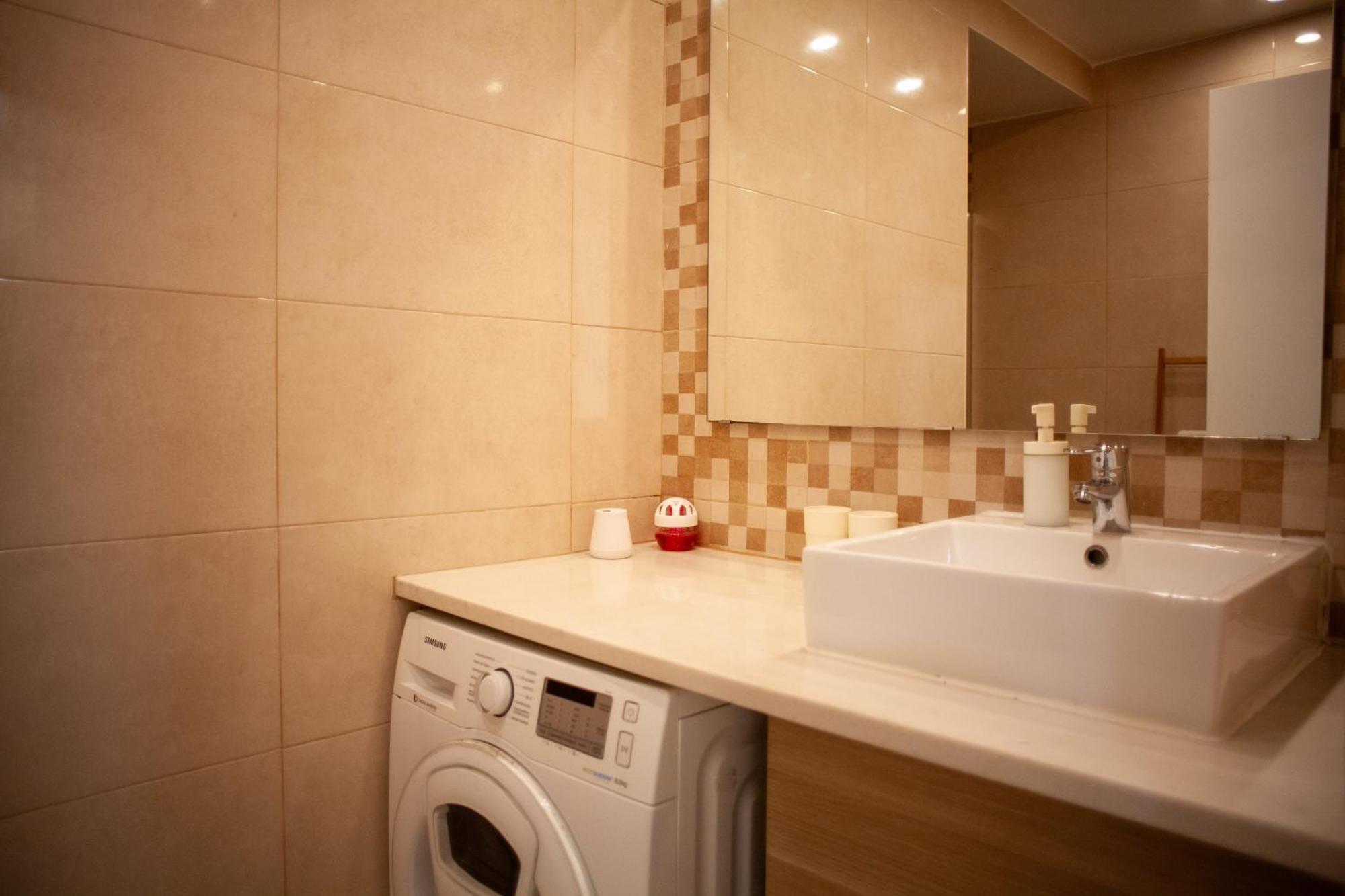 Just4U Apartment 2 알마다 외부 사진